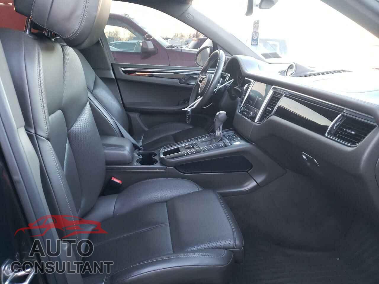 PORSCHE MACAN 2017 - WP1AA2A52HLB01332
