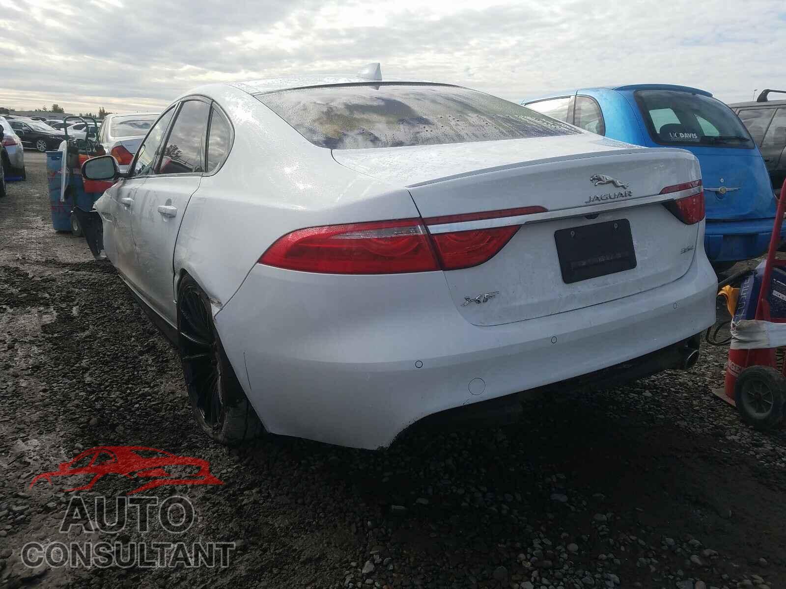 JAGUAR XF 2016 - SAJBF4BV1GCY17530