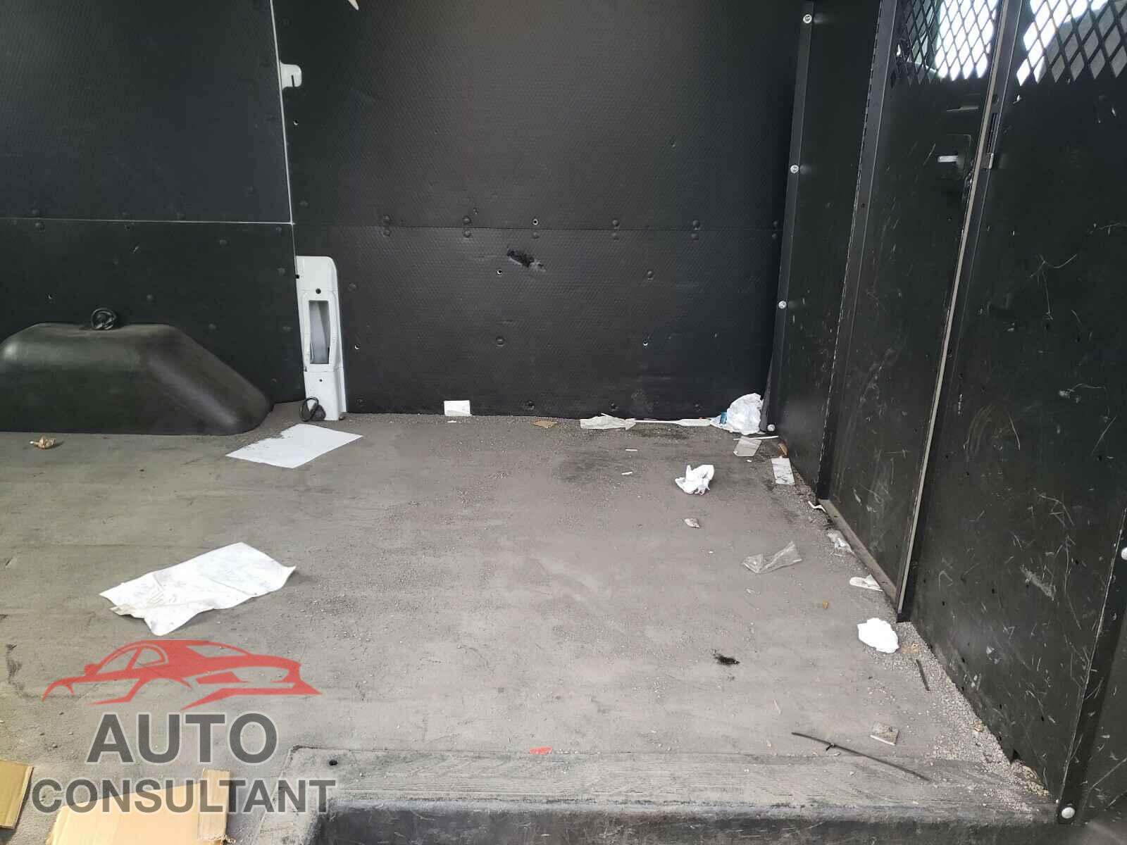 FORD TRANSIT CO 2018 - 1FTYR1ZM7JKA54857