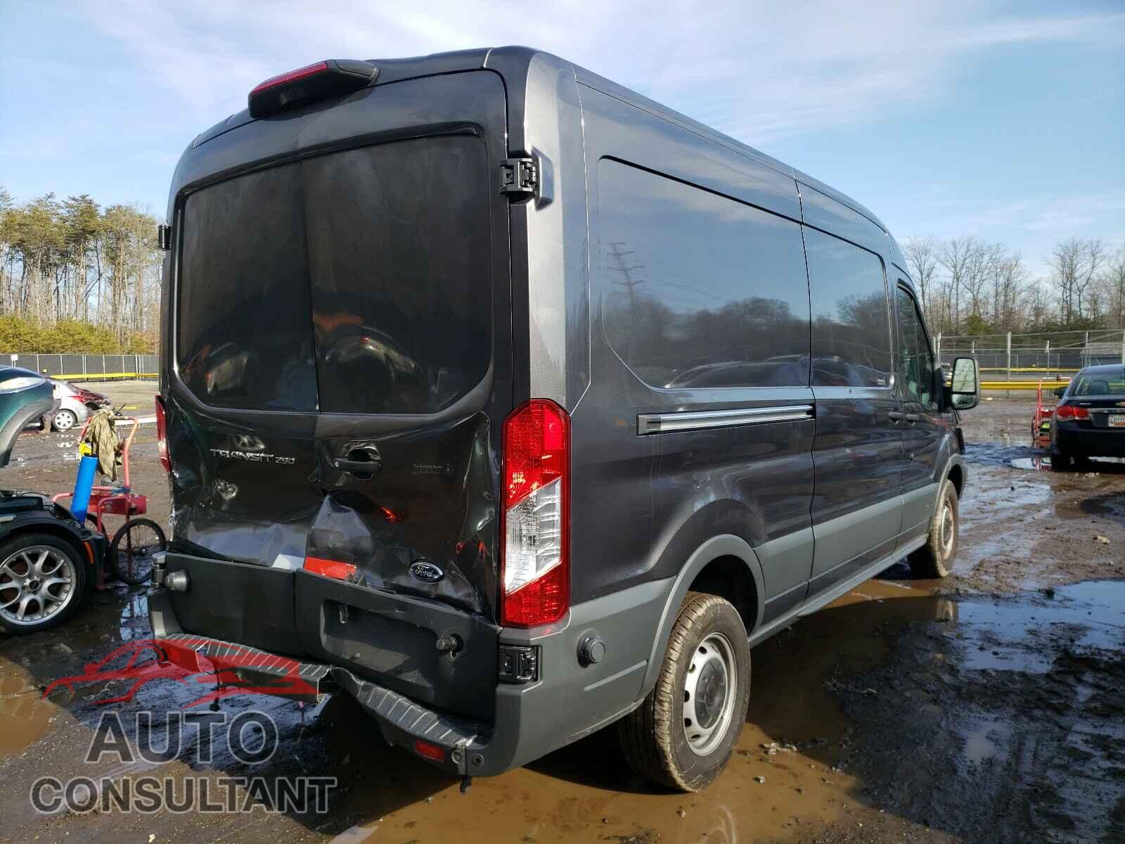 FORD TRANSIT CO 2018 - 1FTYR2CM8JKB34344