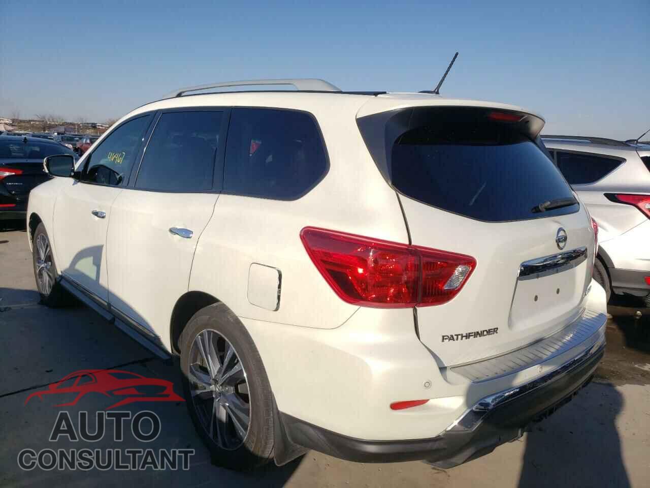 NISSAN PATHFINDER 2017 - 5N1DR2MN2HC696567