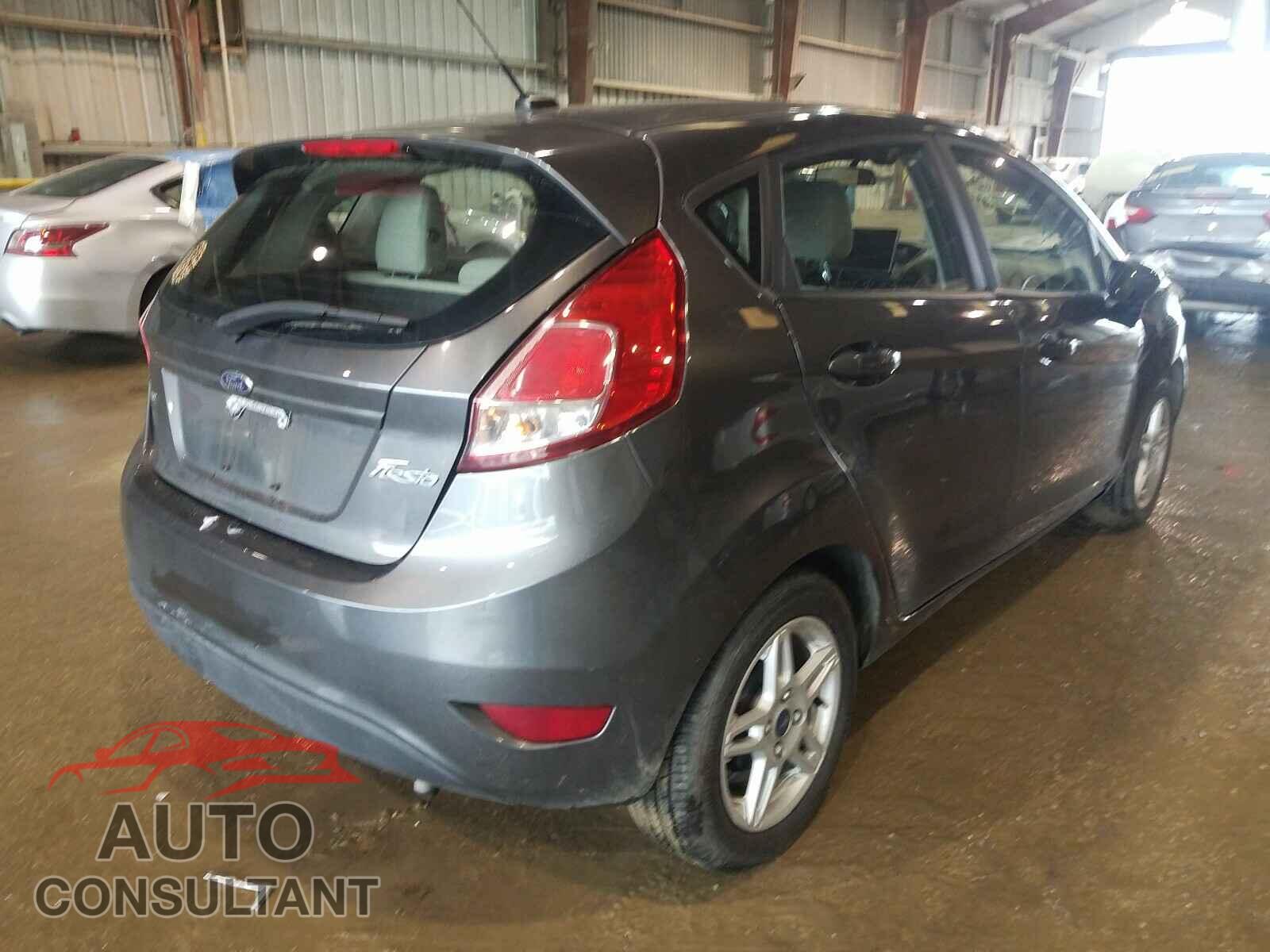FORD FIESTA 2017 - 3FADP4EJ2HM130852
