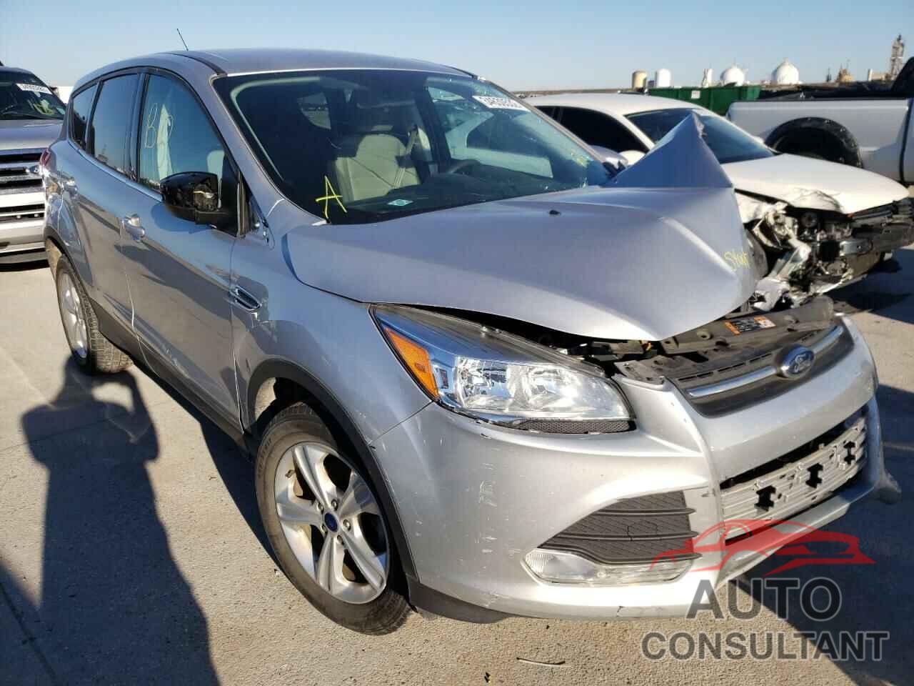 FORD ESCAPE 2016 - 1FMCU0GX0GUC05837