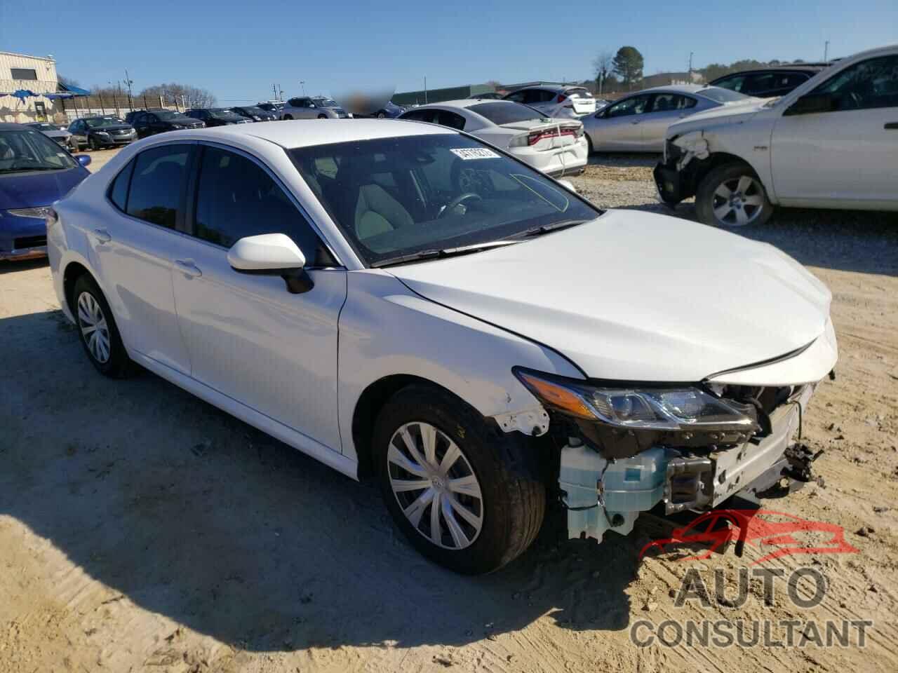 TOYOTA CAMRY 2018 - 4T1B11HK2JU061695