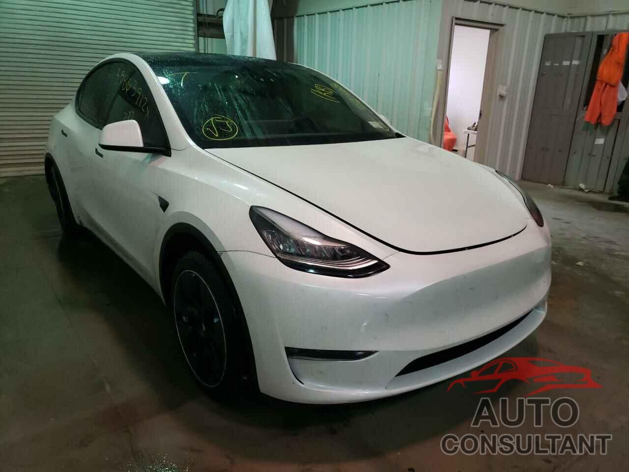 TESLA MODEL Y 2020 - 5YJYGDEE4LF026570