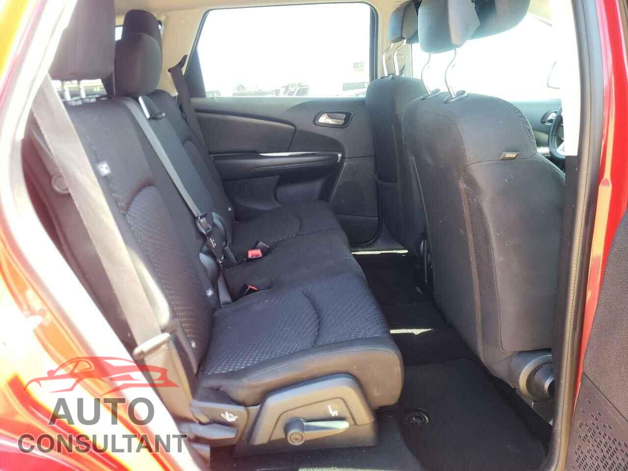 DODGE JOURNEY 2017 - 3C4PDCBB5HT525749