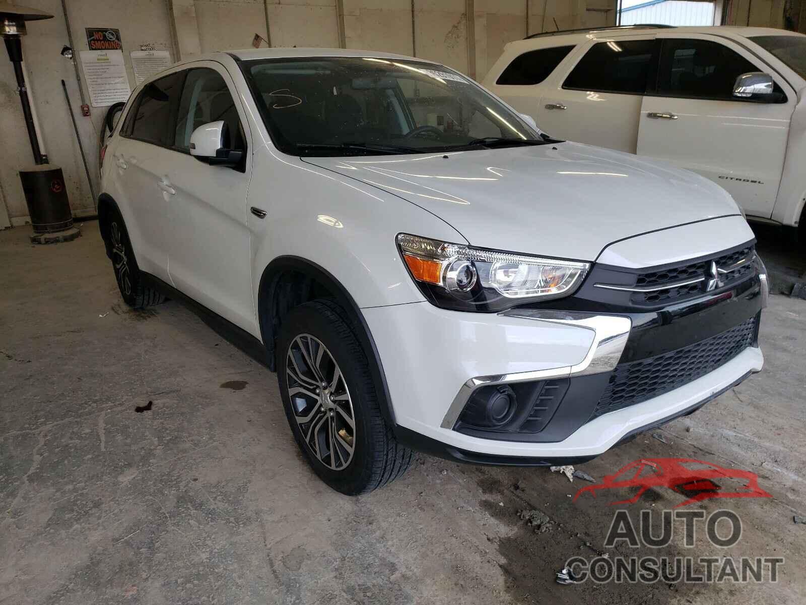 MITSUBISHI OUTLANDER 2018 - JA4AR3AU5JZ017901