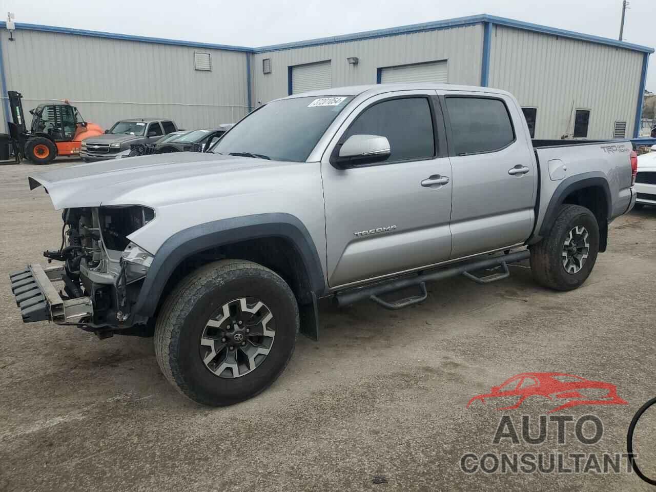 TOYOTA TACOMA 2018 - 5TFAZ5CN0JX062778