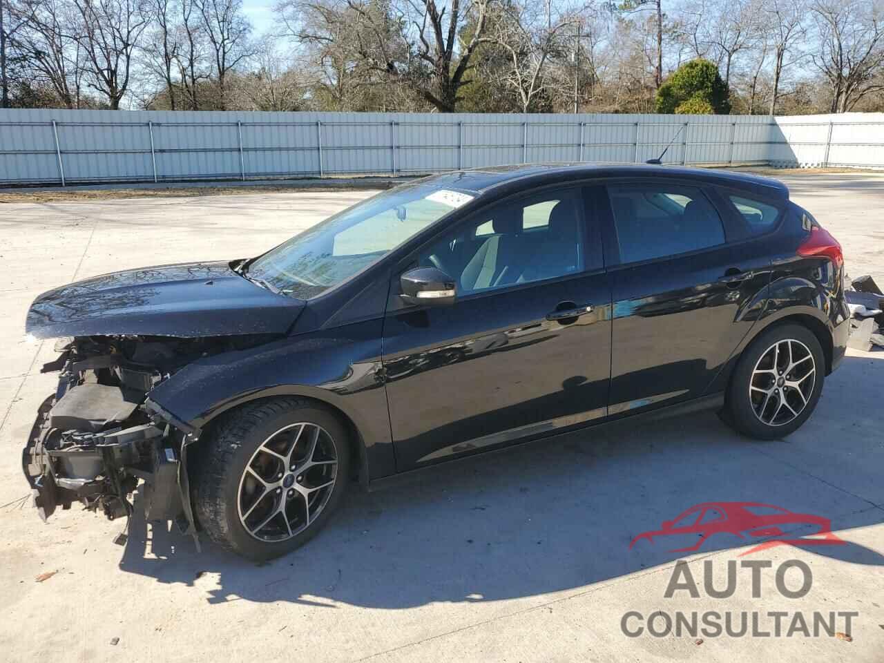 FORD FOCUS 2017 - 1FADP3M29HL349121