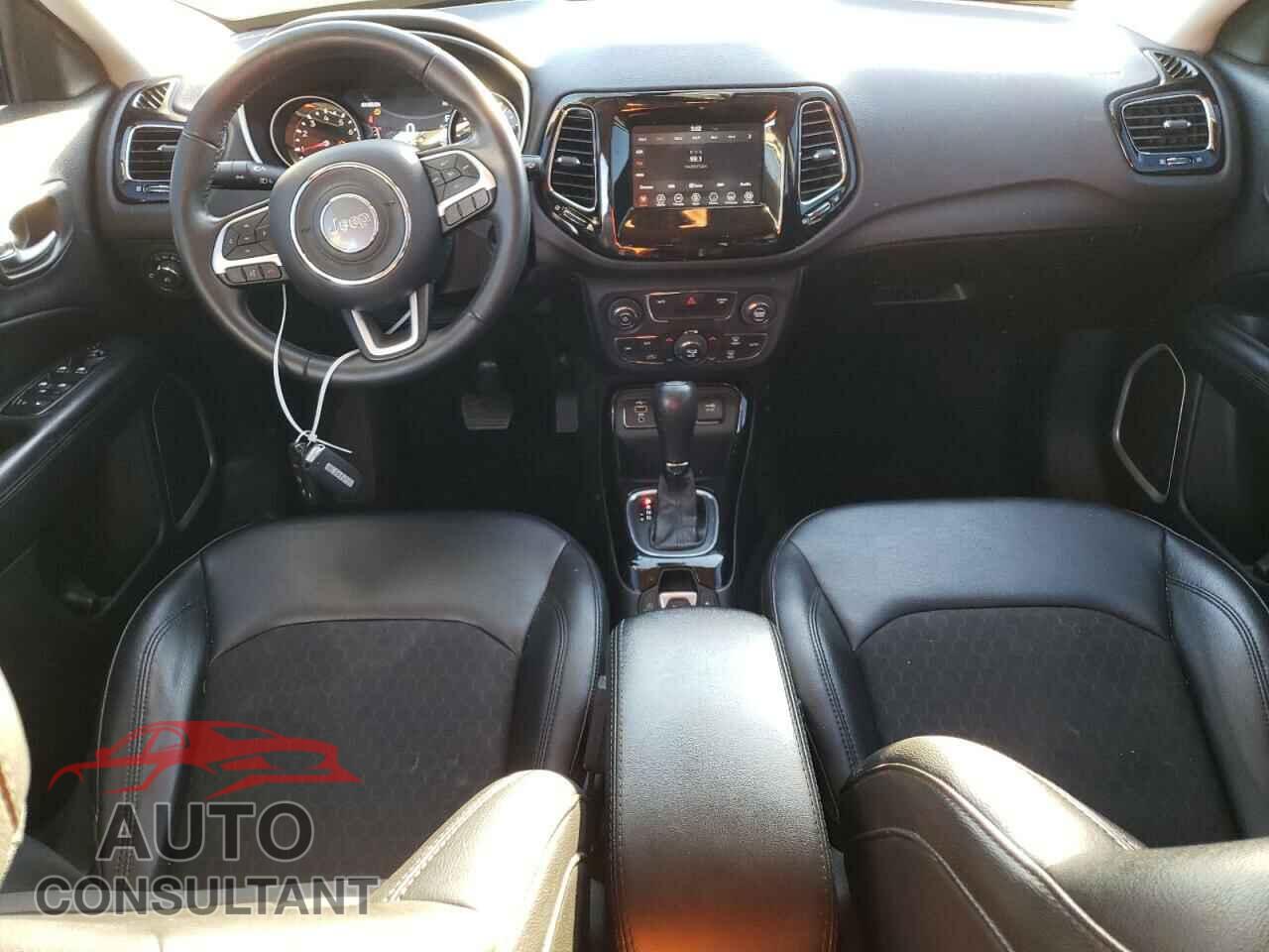 JEEP COMPASS 2019 - 3C4NJCBBXKT743337