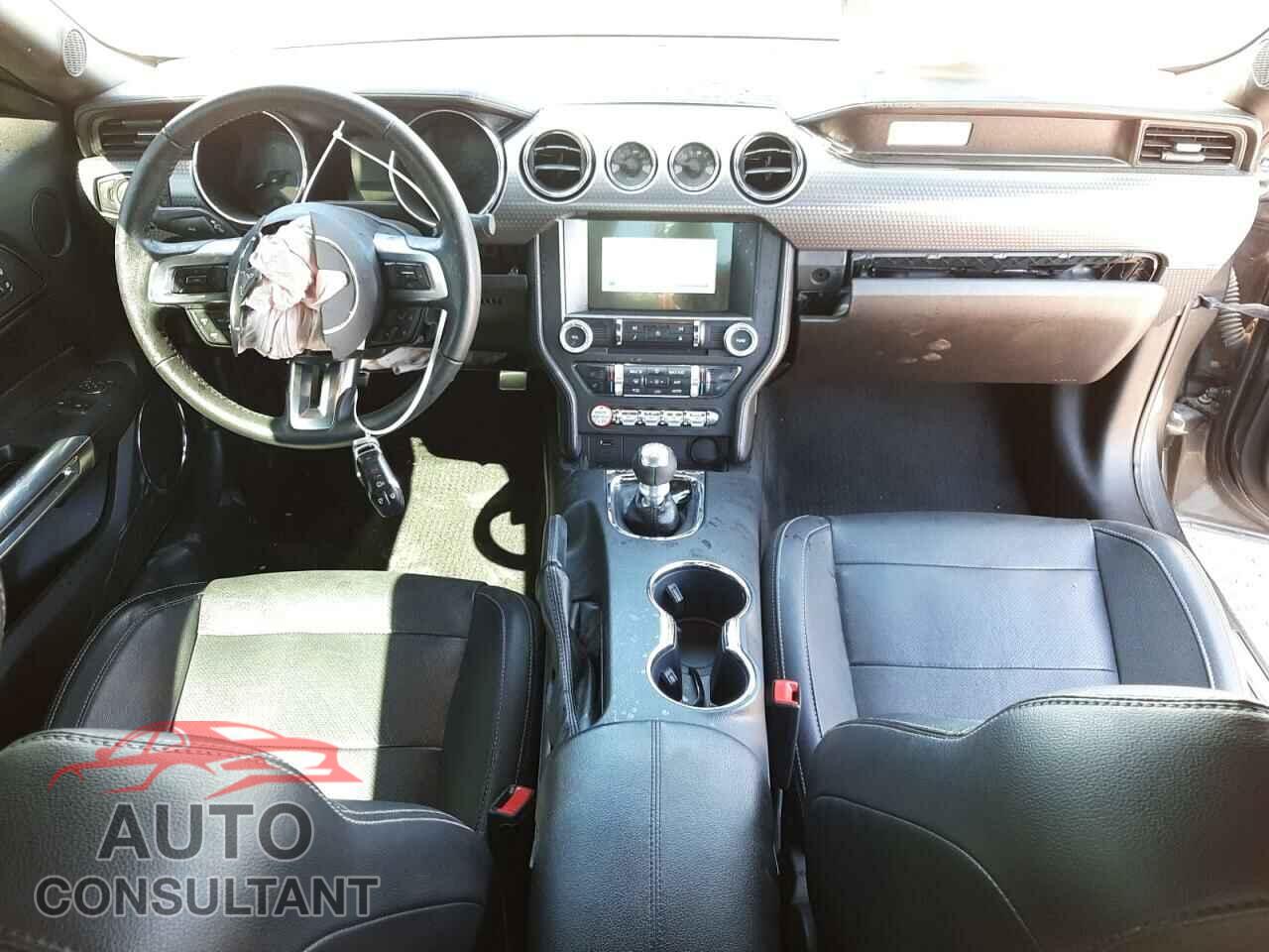 FORD MUSTANG 2017 - 1FA6P8CF4H5266551