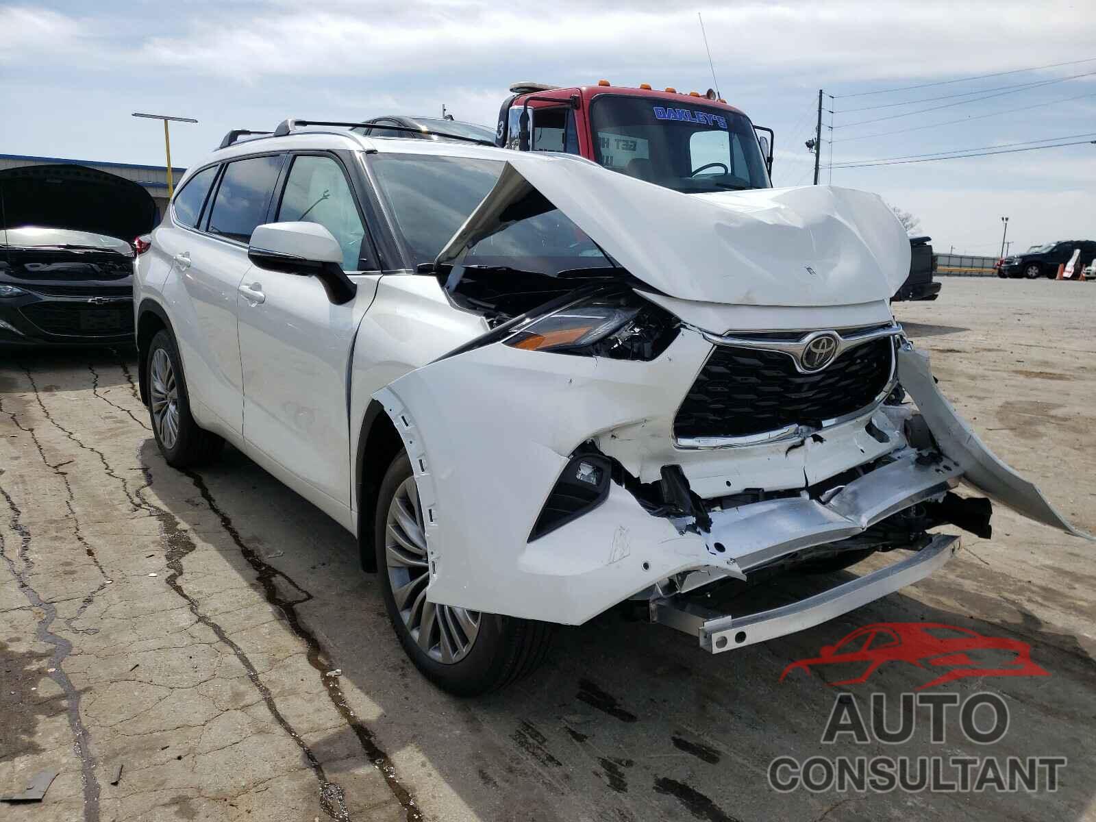 TOYOTA HIGHLANDER 2021 - 5TDFZRBH6MS092726