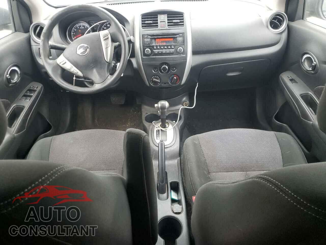 NISSAN VERSA 2017 - 3N1CN7AP1HL879254