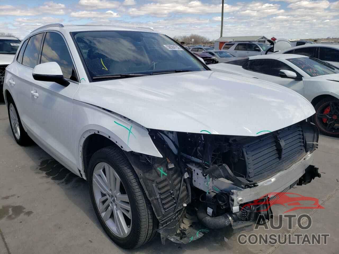 AUDI Q5 2018 - WA1BNAFY8J2128760