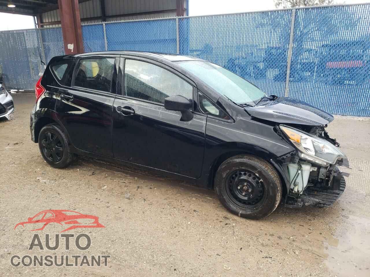 NISSAN VERSA 2017 - 3N1CE2CP2HL353604