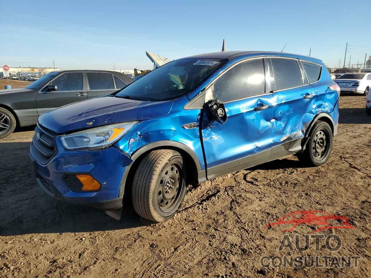 FORD ESCAPE 2017 - 1FMCU0F78HUA32457