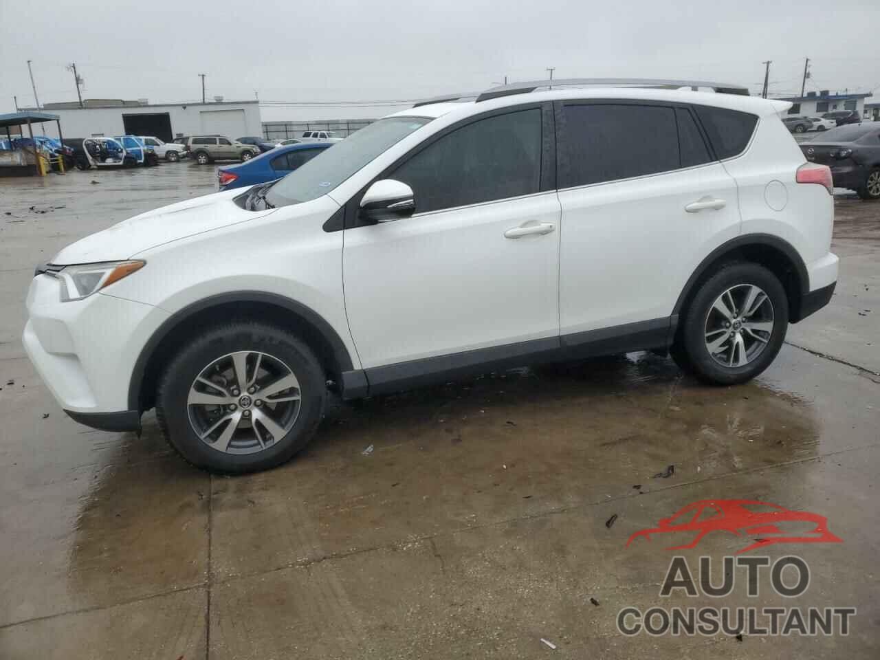 TOYOTA RAV4 2018 - JTMWFREVXJJ201630