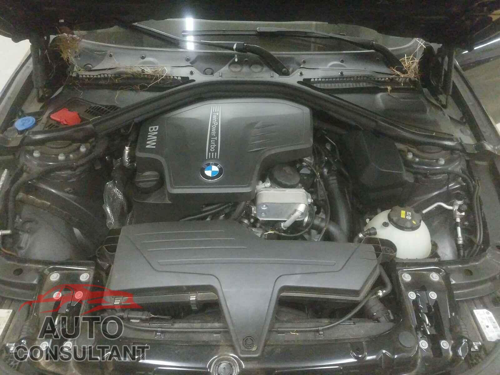 BMW 3 SERIES 2016 - WBA8E9G53GNU28469