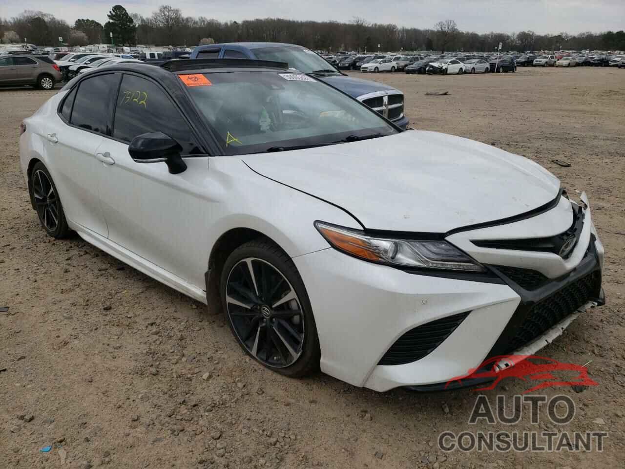 TOYOTA CAMRY 2018 - 4T1B61HK0JU128117