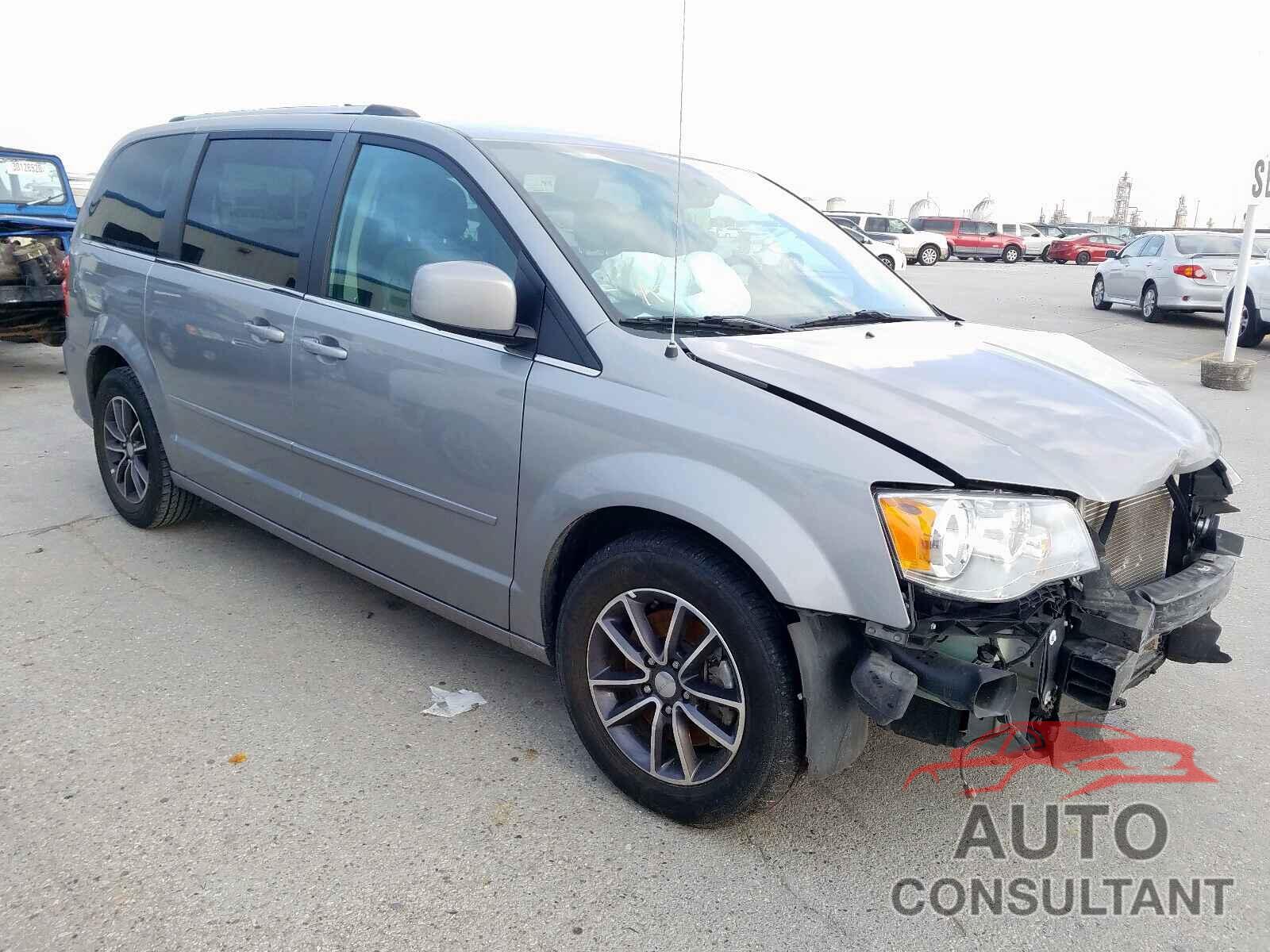 DODGE CARAVAN 2017 - 5NPD84LF5LH576367