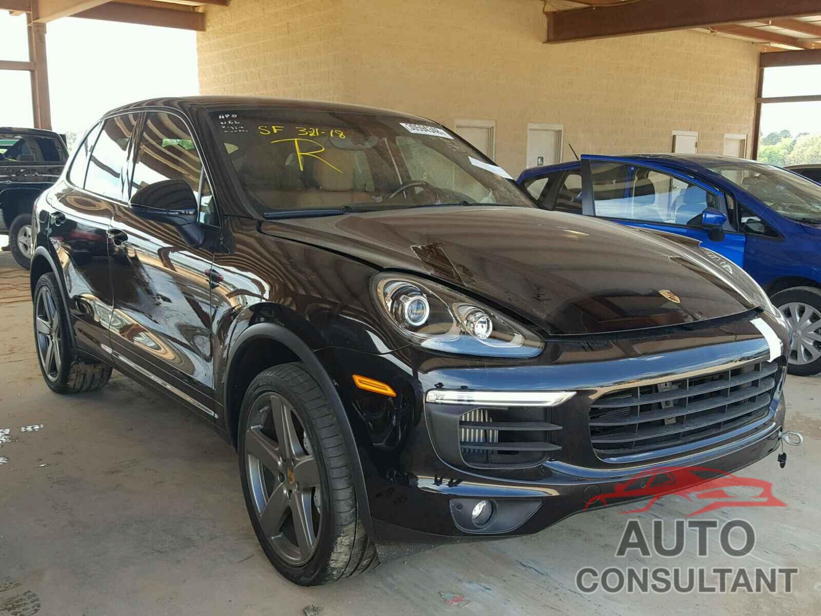 PORSCHE CAYENNE 2018 - WP1AB2A24JLA60677