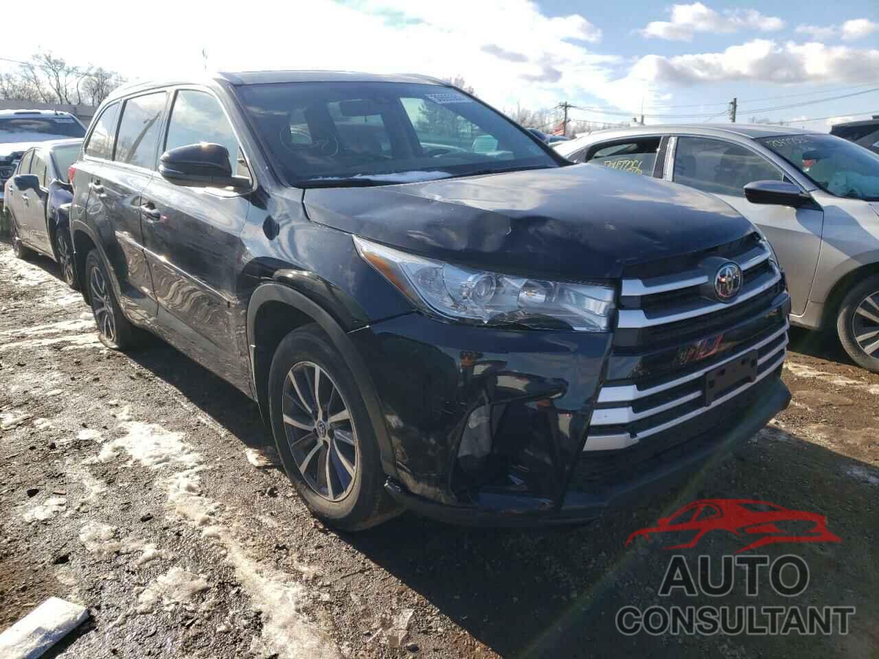 TOYOTA HIGHLANDER 2018 - 5TDJZRFH1JS493357