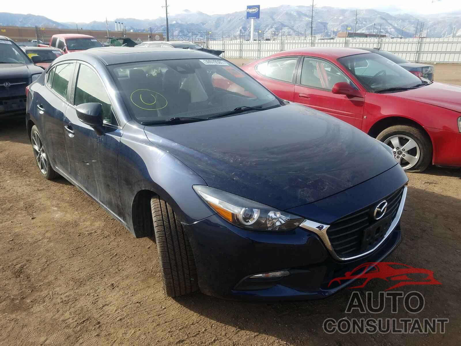 MAZDA 3 2018 - 3MZBN1V37JM274598