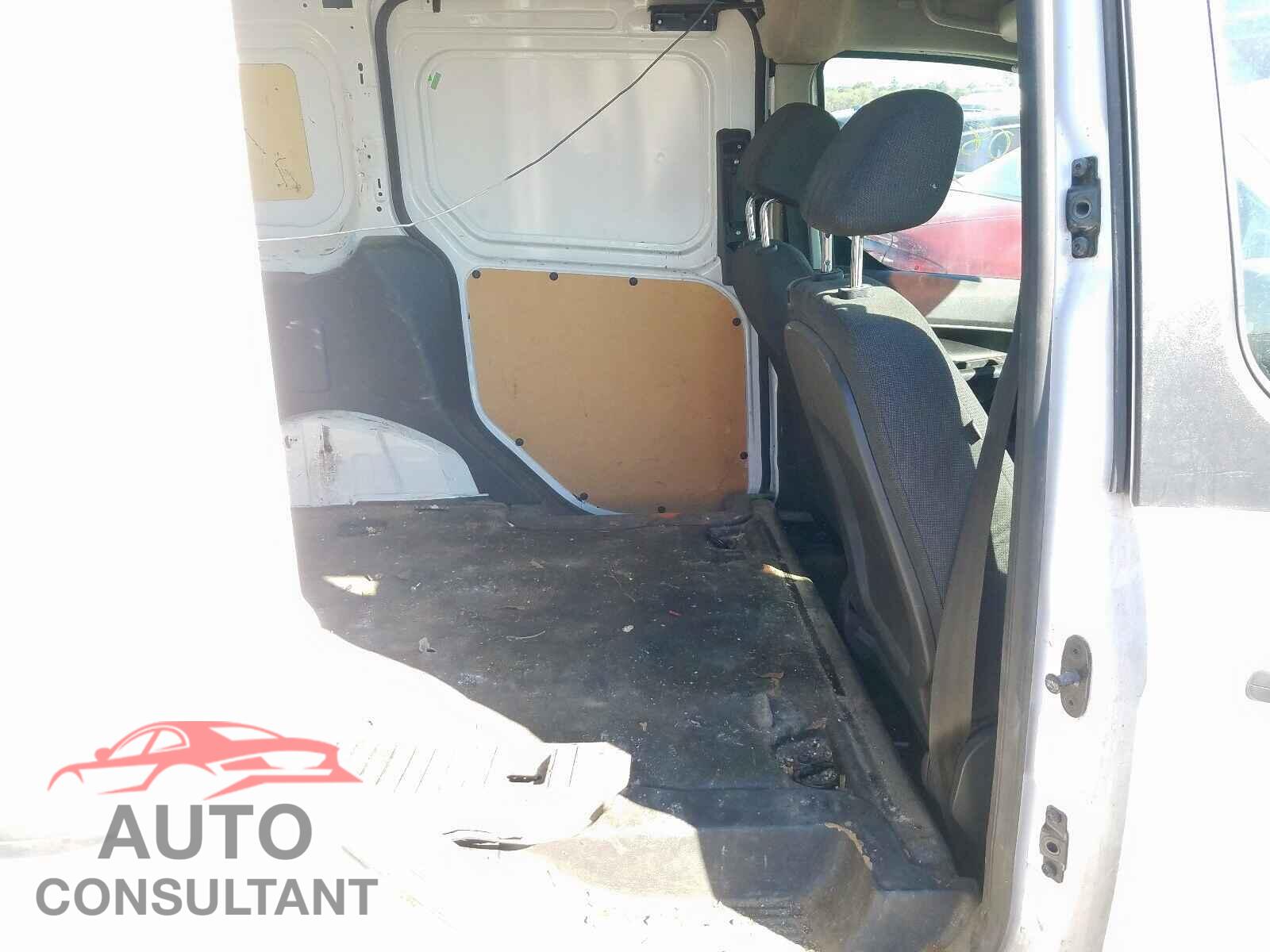 FORD TRANSIT CO 2015 - KM8K2CAA9LU587108
