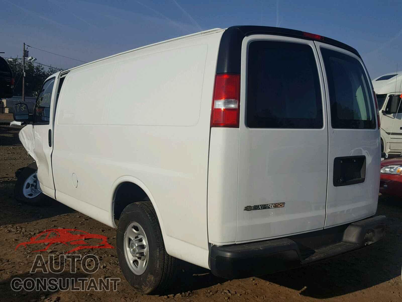 CHEVROLET EXPRESS 2017 - 1VWSA7A33MC014774