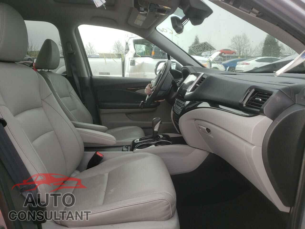 HONDA RIDGELINE 2019 - 5FPYK3F74KB035770