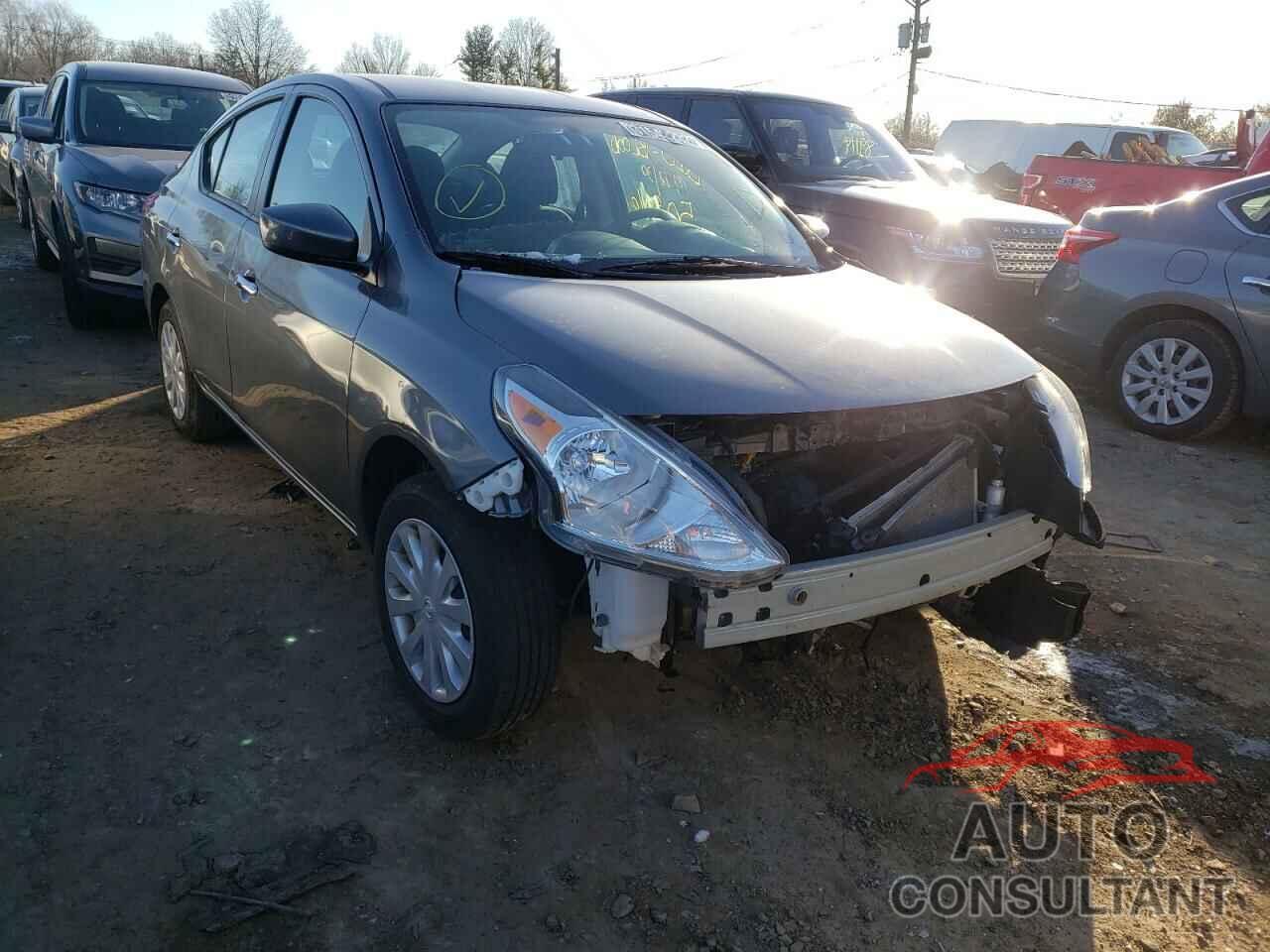 NISSAN VERSA 2019 - 3N1CN7AP3KL857960