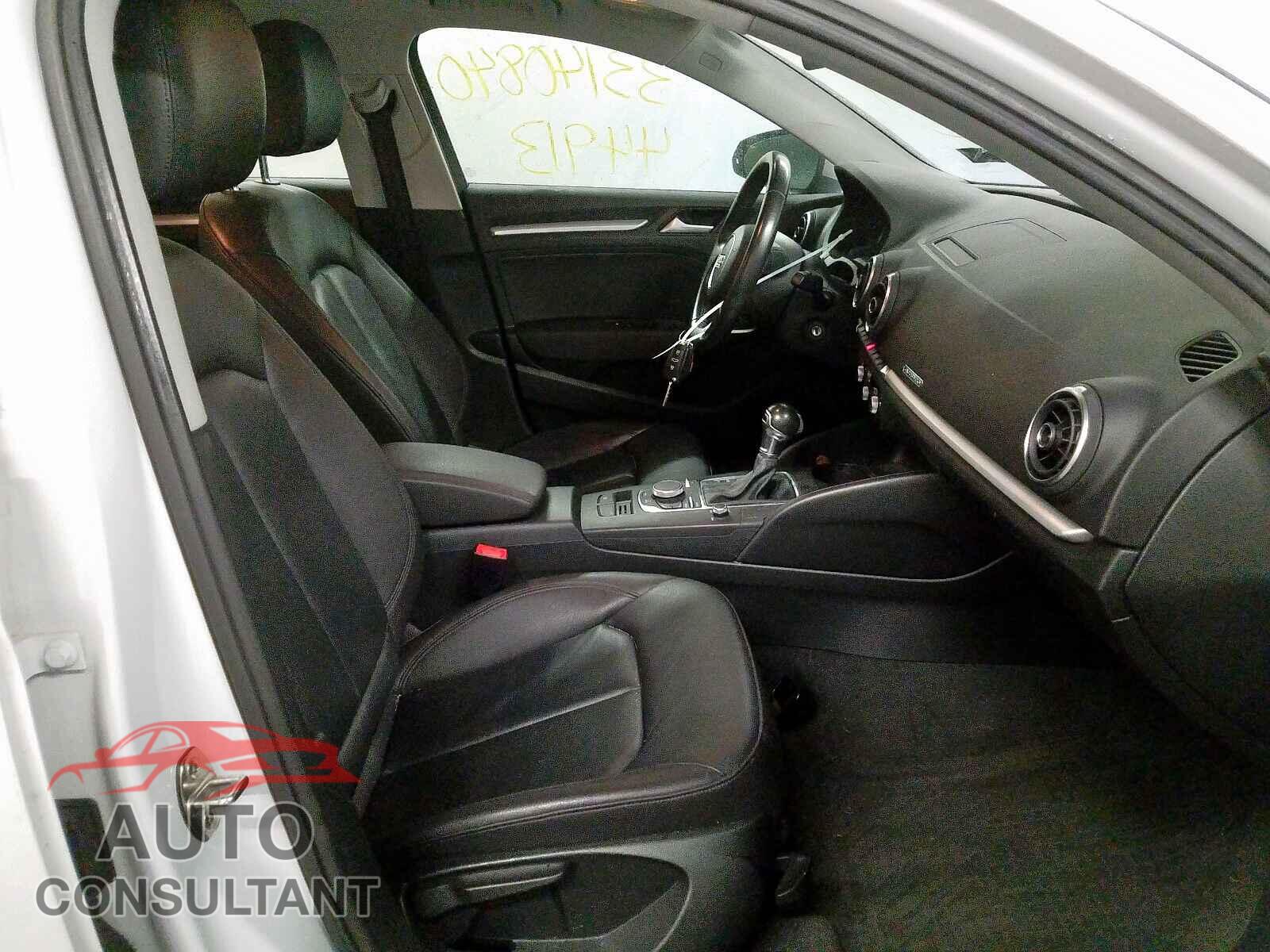 AUDI A3 2015 - WAUBFGFF9F1046423