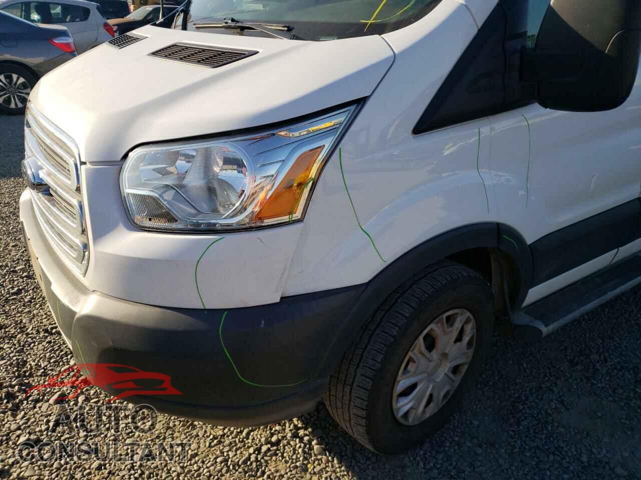 FORD TRANSIT CO 2018 - 1FTYR1ZM2JKB32333