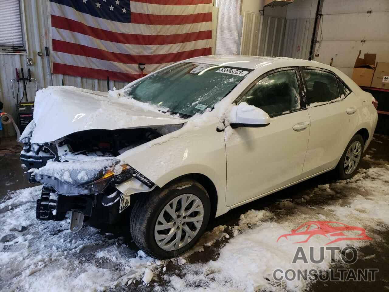 TOYOTA COROLLA 2018 - 5YFBURHE6JP808099