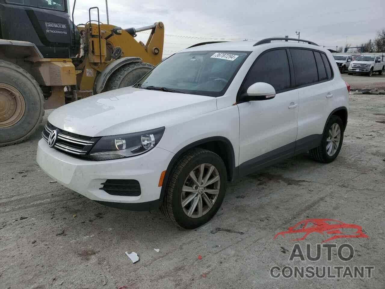 VOLKSWAGEN TIGUAN 2015 - WVGAV7AX7FW610280