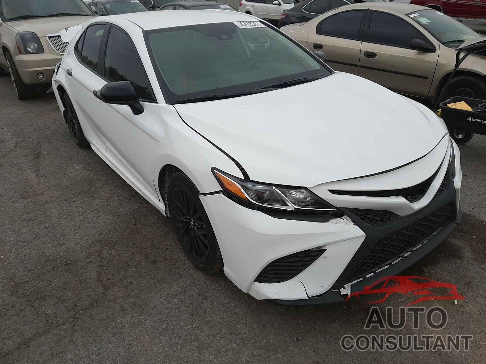 TOYOTA CAMRY 2019 - 4T1B11HK5KU245997