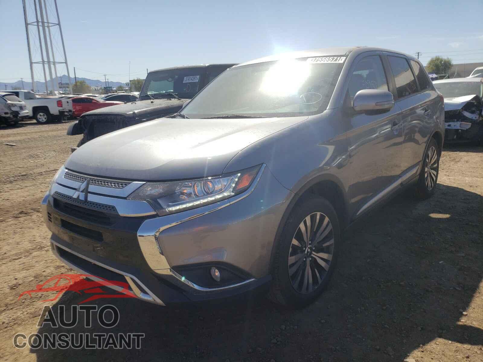 MITSUBISHI OUTLANDER 2019 - JA4AD3A30KZ035357