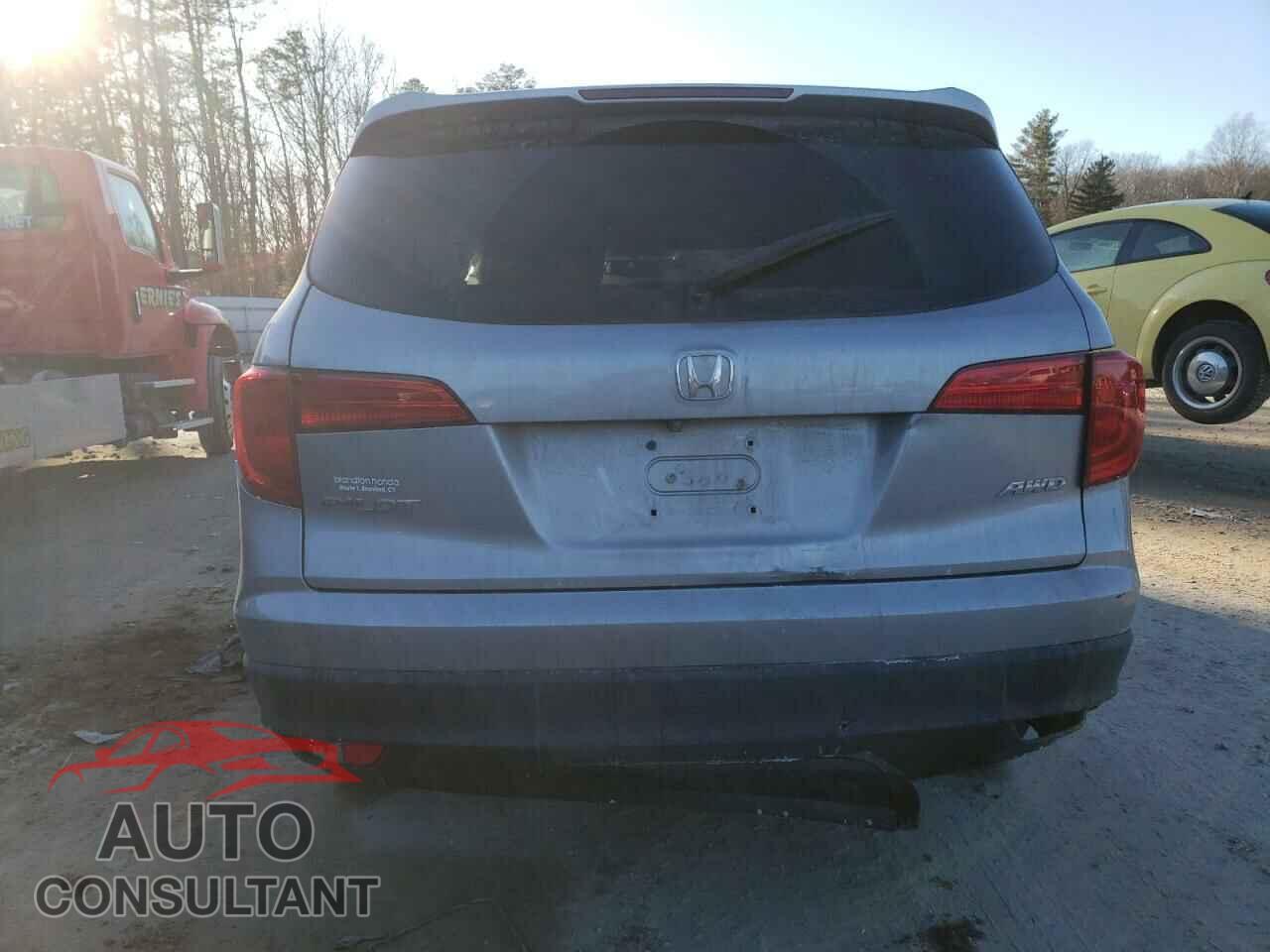 HONDA PILOT 2016 - 5FNYF6H57GB007138