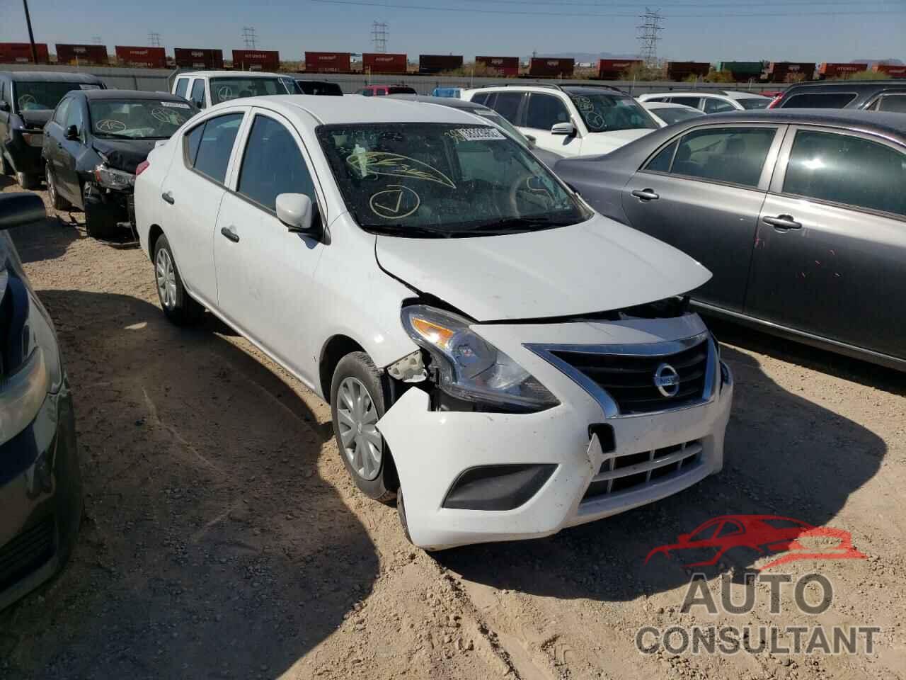 NISSAN VERSA 2018 - 3N1CN7AP9JL834195