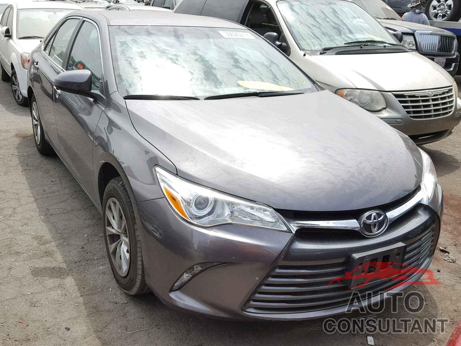 TOYOTA CAMRY 2016 - 4T4BF1FK1GR537762