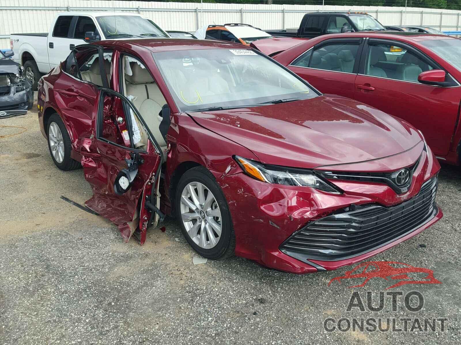 TOYOTA CAMRY 2018 - 4T1B11HK0JU508413
