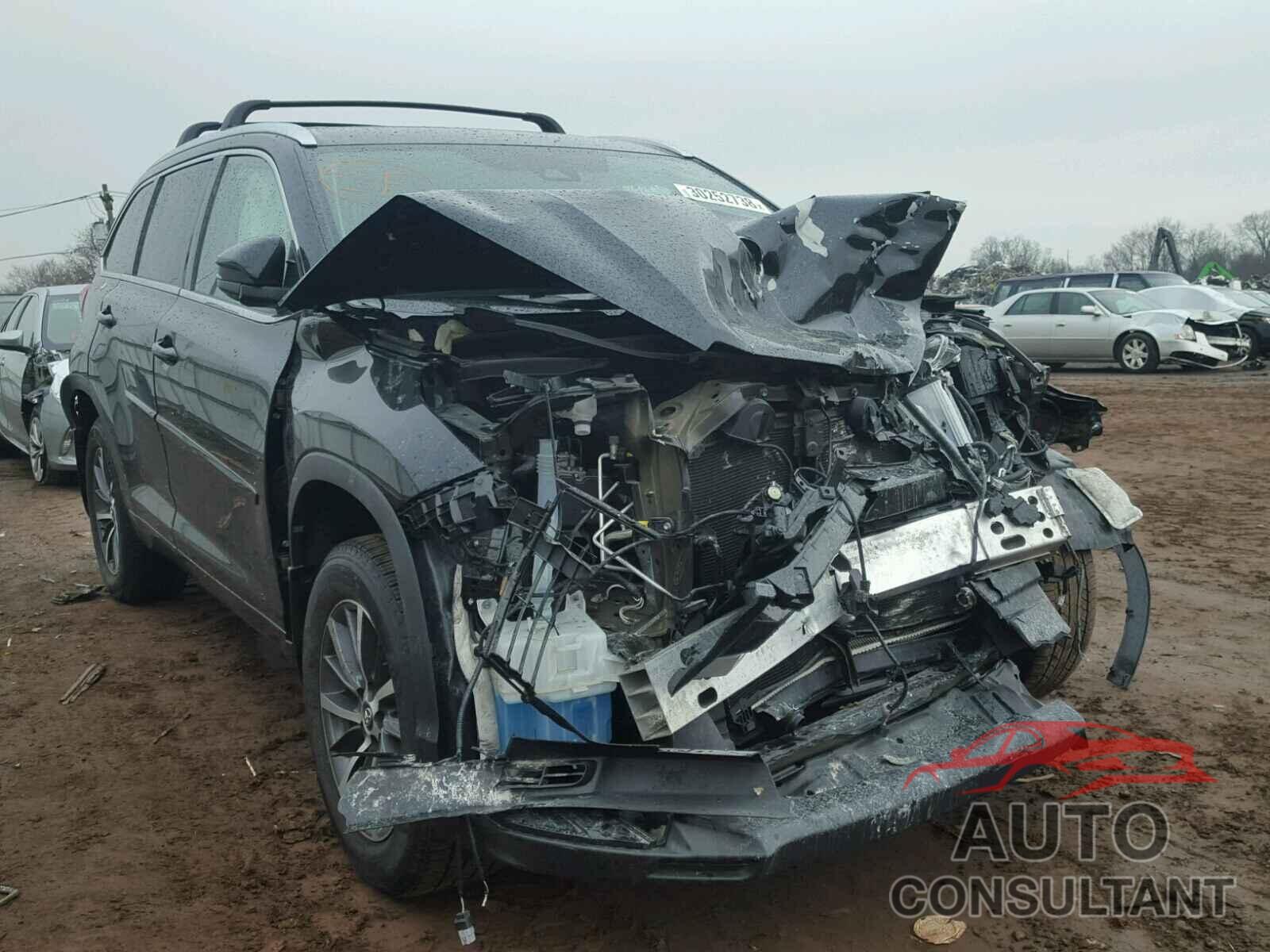 TOYOTA HIGHLANDER 2017 - 5TDJZRFH8HS400117