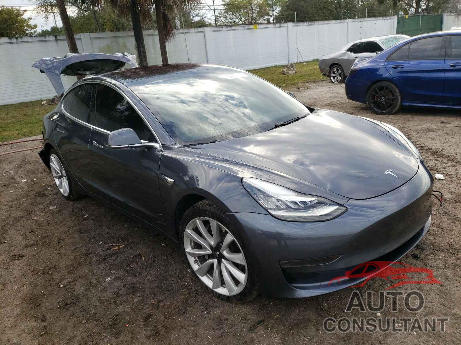 TESLA MODEL 3 2018 - 5YJ3E1EA4JF056810