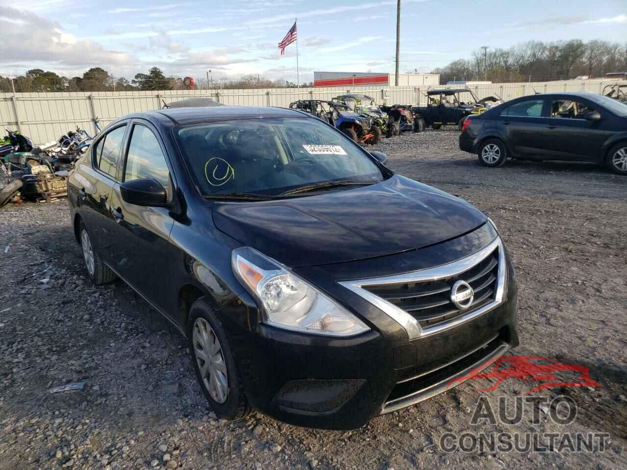 NISSAN VERSA 2018 - 3N1CN7APXJL864774