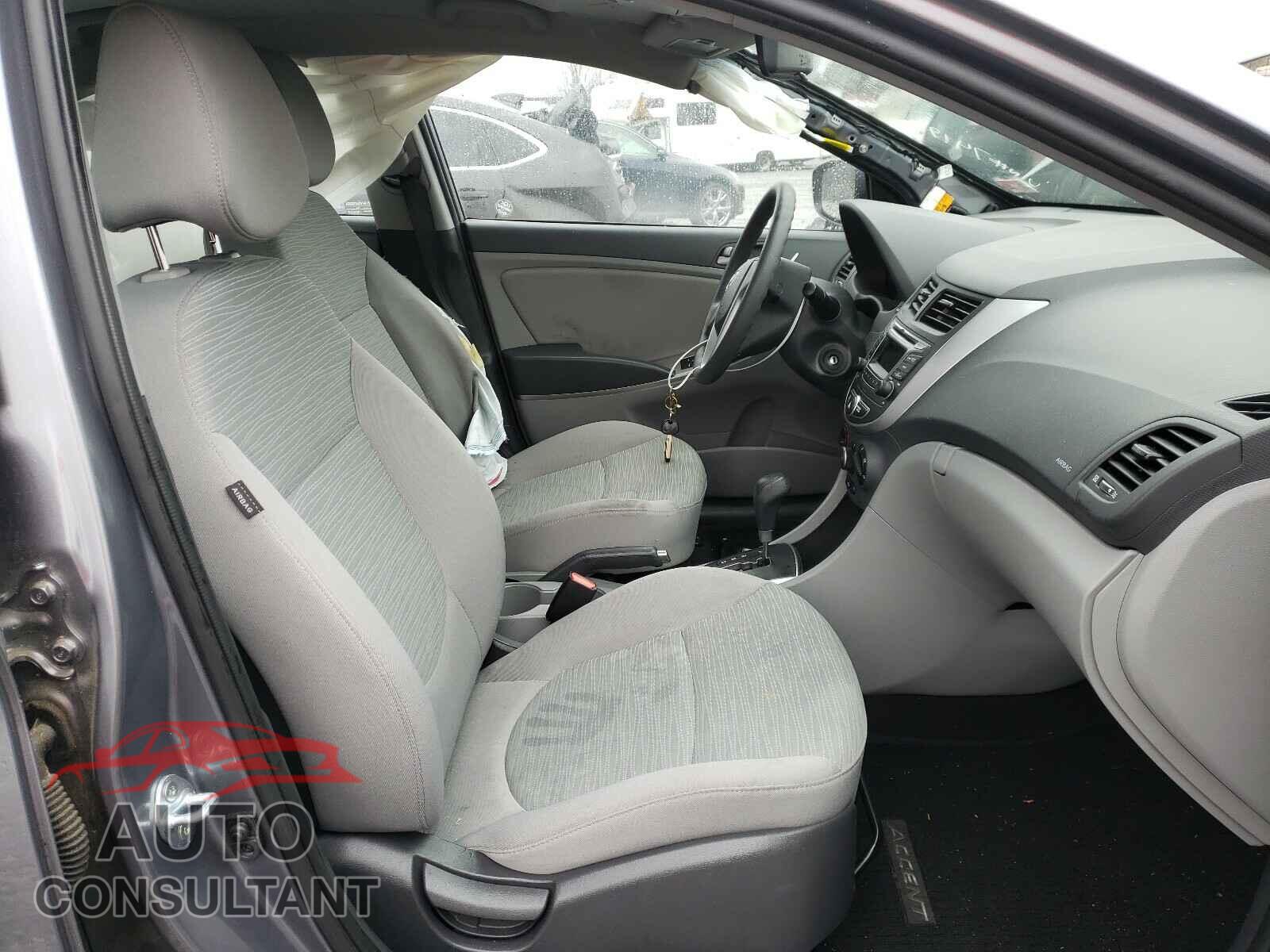 HYUNDAI ACCENT 2016 - 4S3GTAB64M3709211
