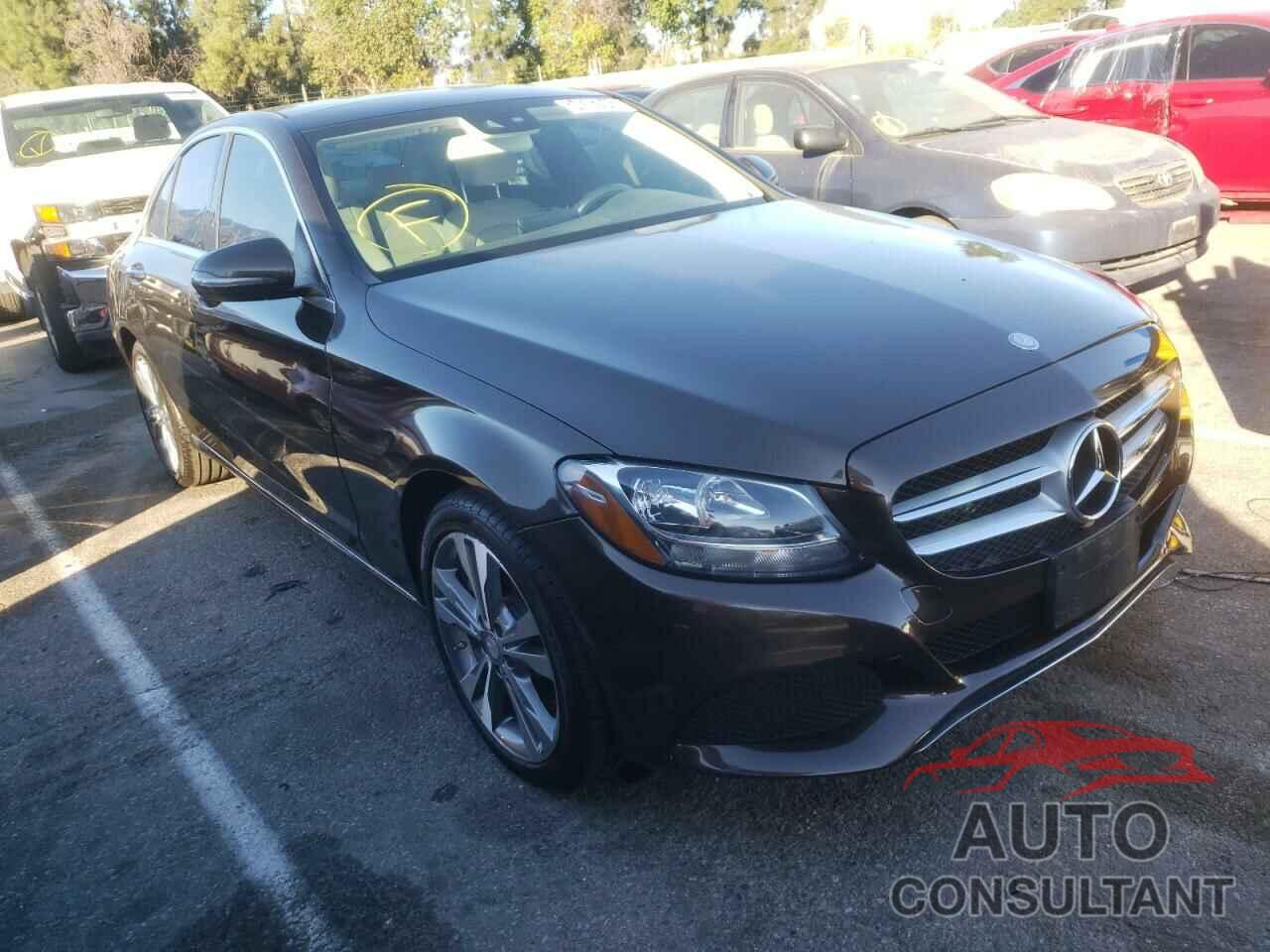 MERCEDES-BENZ C-CLASS 2017 - 55SWF4JB3HU195636