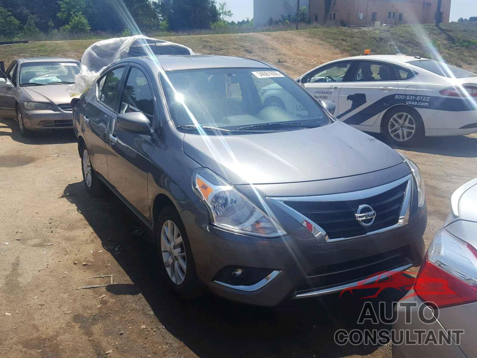 NISSAN VERSA 2017 - 3N1CN7AP9HL809291