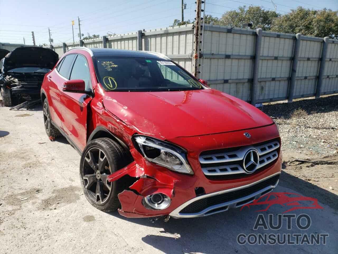 MERCEDES-BENZ GLA-CLASS 2018 - WDCTG4EB1JJ410368