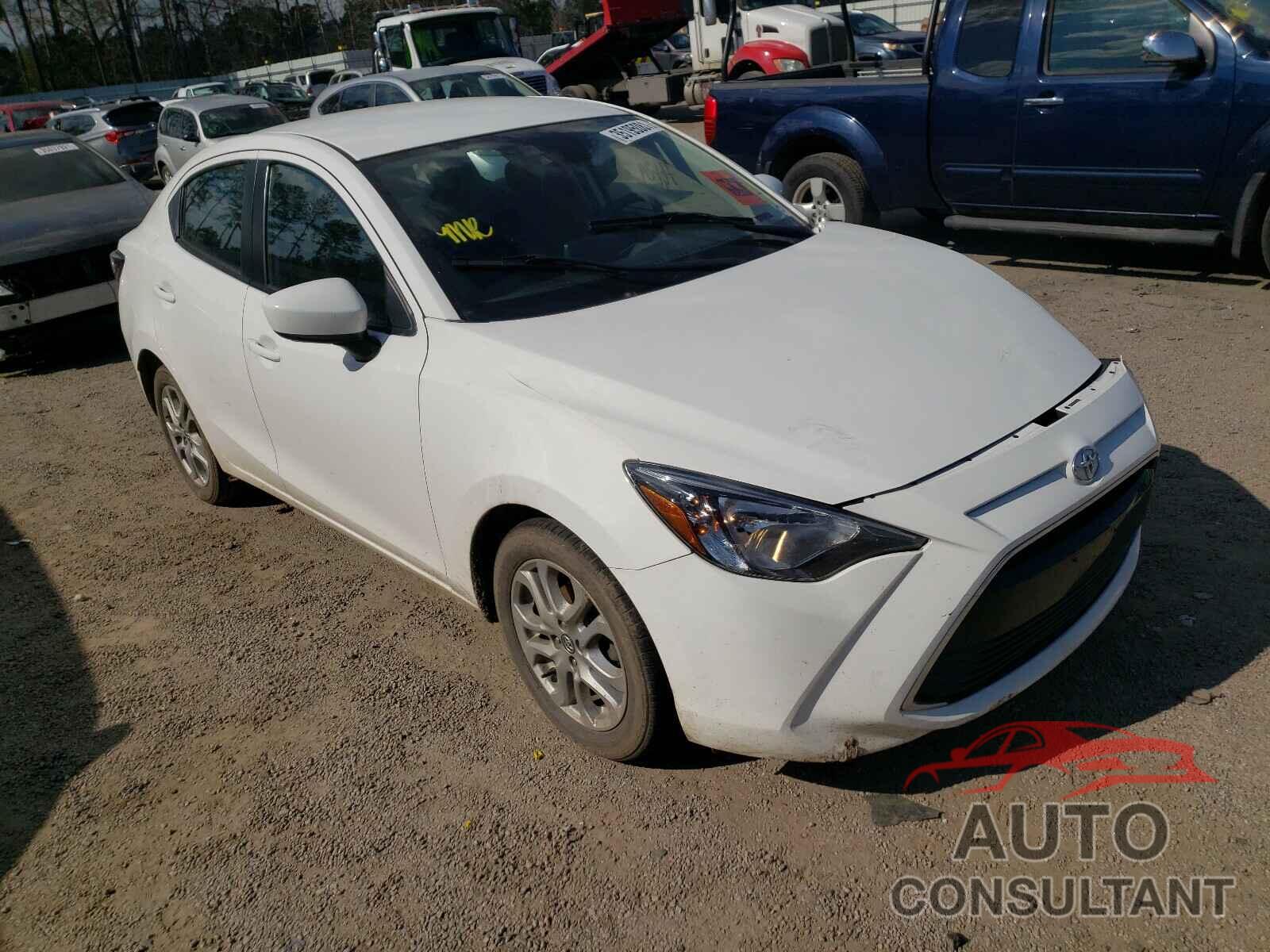 TOYOTA YARIS 2018 - 3MYDLBYV6JY330237