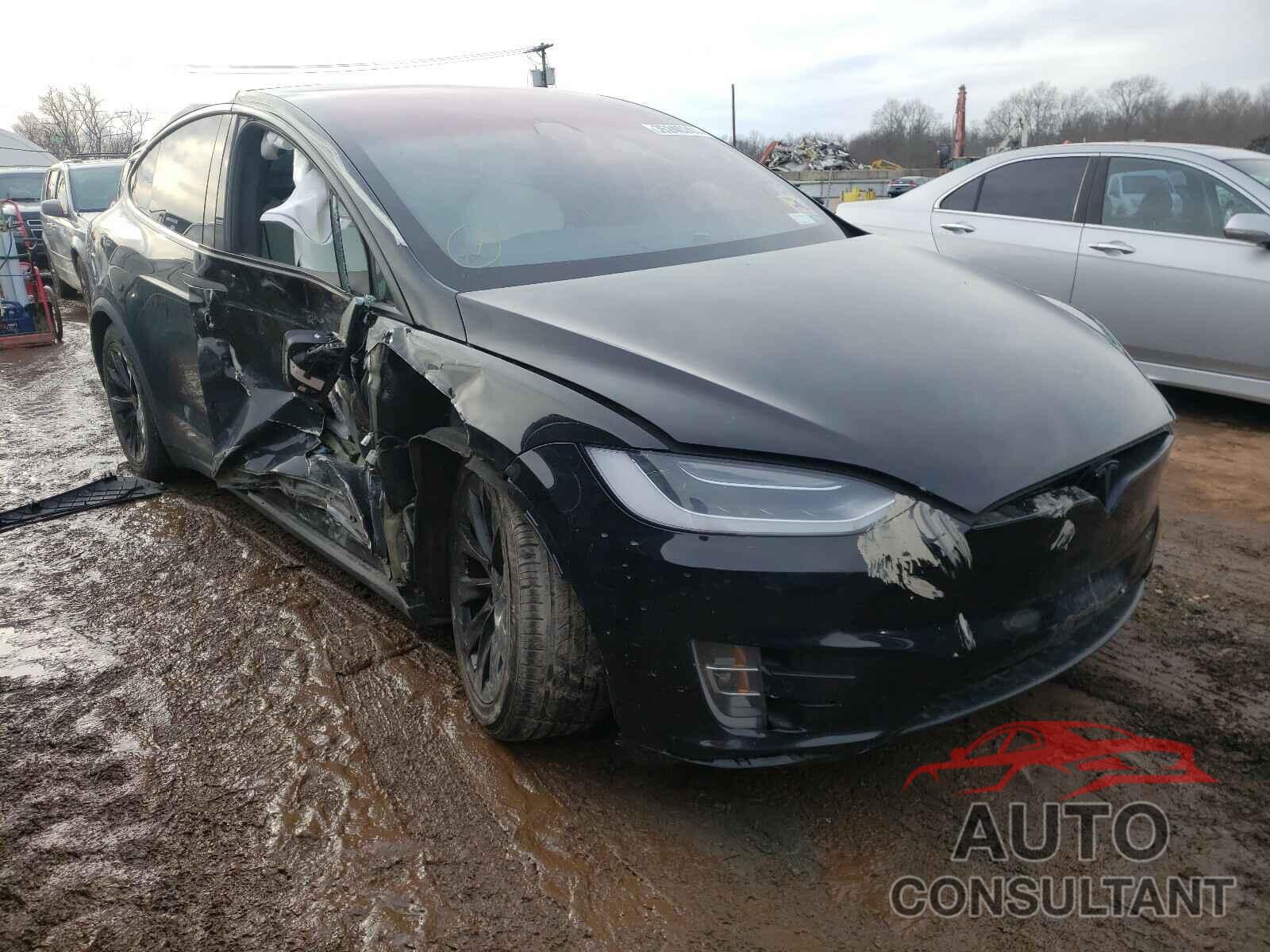 TESLA MODEL X 2018 - 5YJXCBE26JF088115